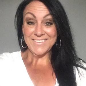 Meet your Posher, Leigh